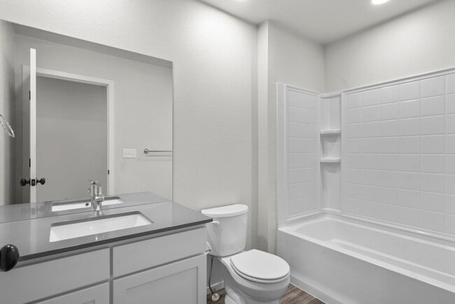 Building Photo - Available Now - Newer end unit townhome: 3...