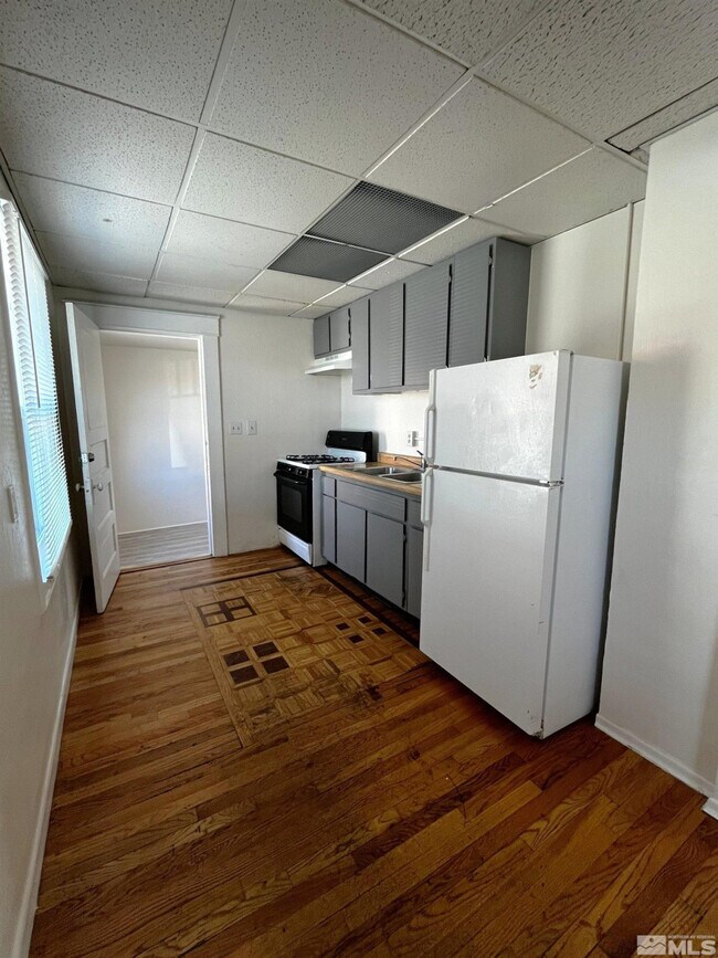 Foto del edificio - 40 Caliente St