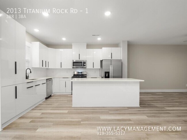Foto del edificio - 2013 Titanium Rock Rd