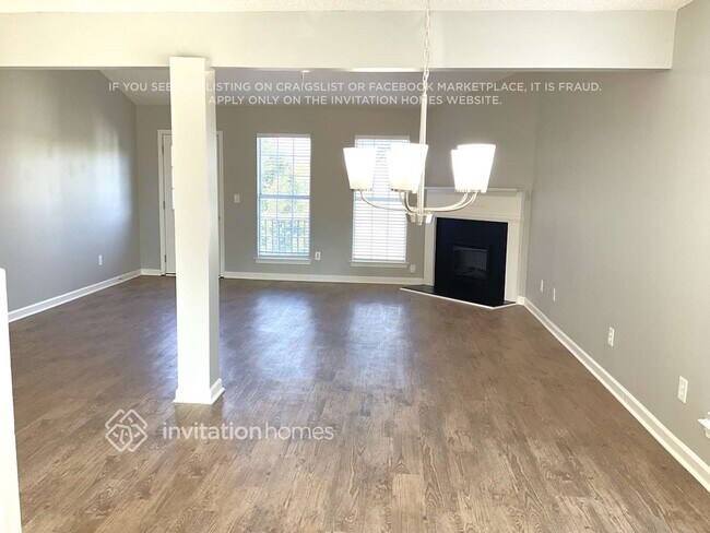 Building Photo - 5869 Waggoner Cove