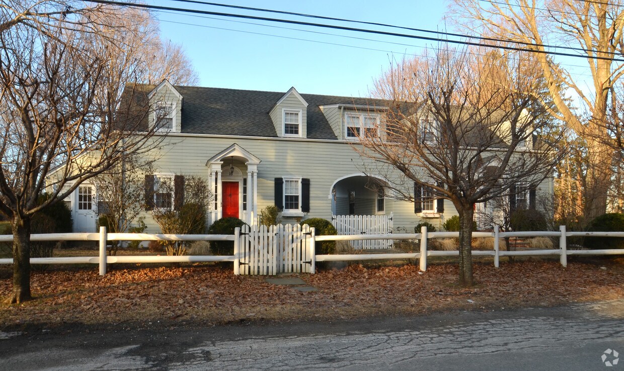 1618 Upland Ln, Armonk, NY 10504 Apartments Armonk, NY