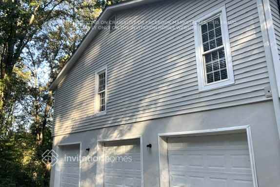 Building Photo - 3783 Carolyn Farm Rd