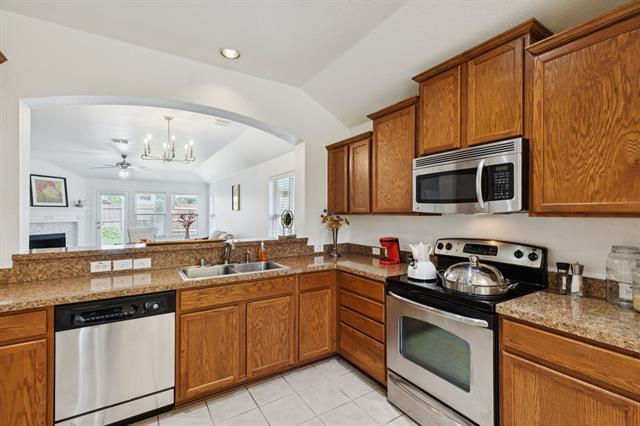 Foto del edificio - 913 Lovebird Ln