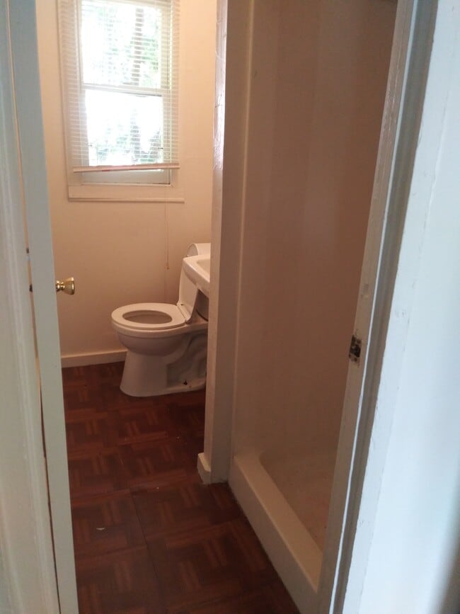 Foto del edificio - 512 Lockhart St