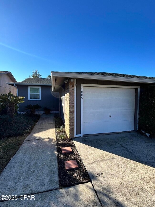 Foto del edificio - 1005 11th Ct