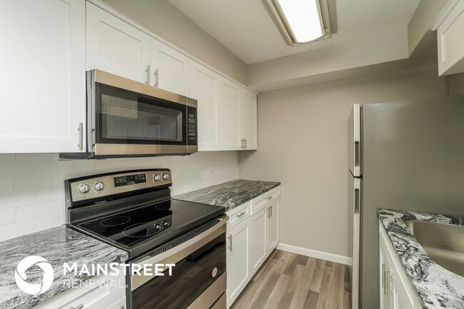 Building Photo - 14206 Village Terrace Dr