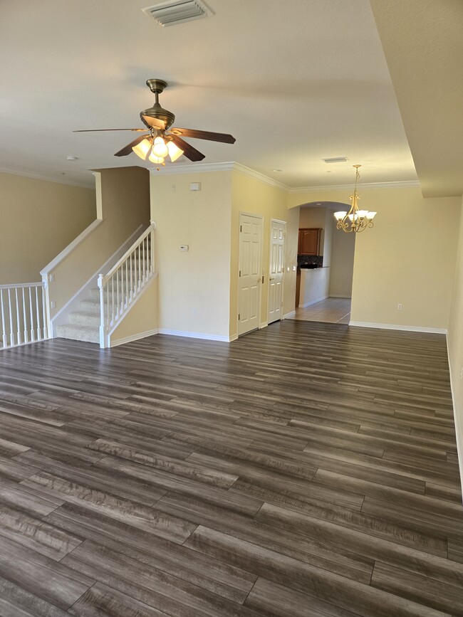 Open floor plan, living rm - 3409 10th Ln W