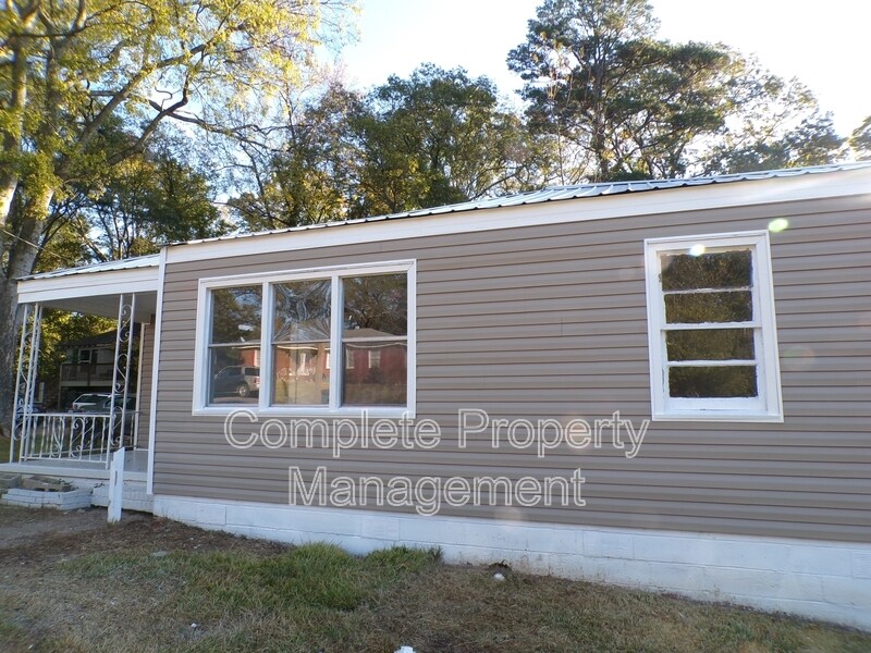 Foto principal - 7317 Queenstown Ave
