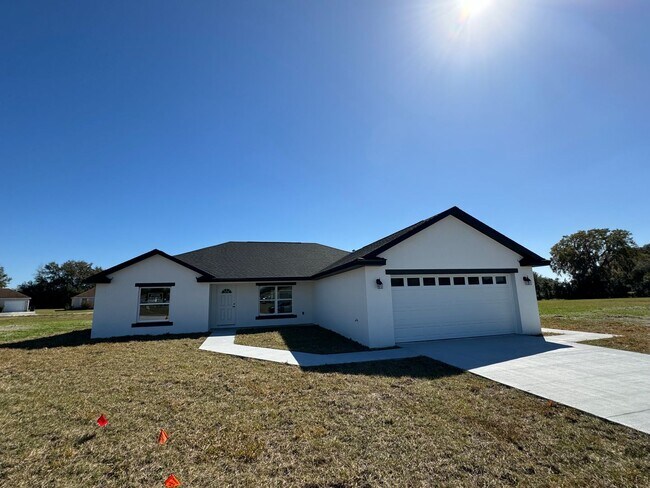 Foto del edificio - HUGE NEW CONSTRUCTION 3BR/2BA Home For Ren...