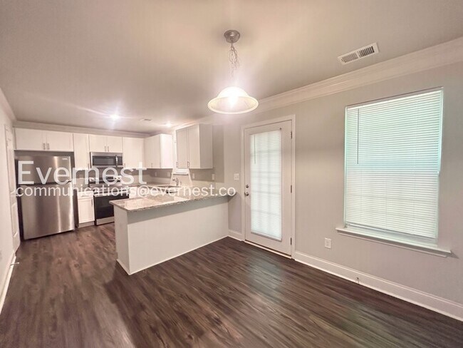 Foto del edificio - 5231 Hanover St