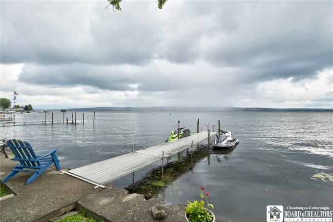 Foto del edificio - 2372 Lakeside Dr