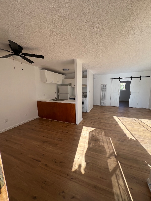 Photo - 1542 Hi Point St (Los Angeles, CA)