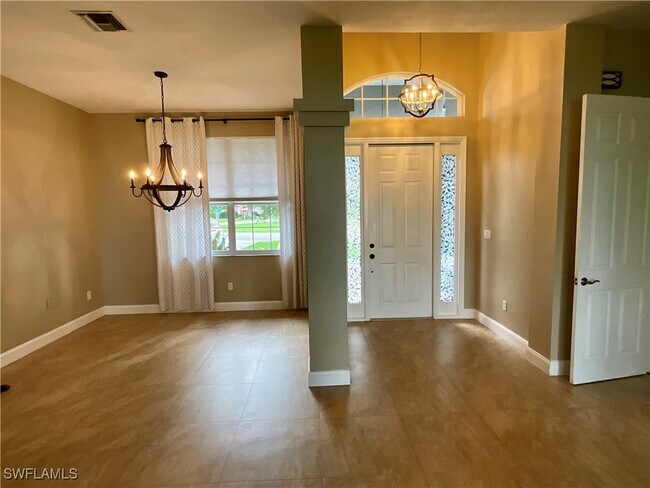 Foto del edificio - 701 Meyer Dr