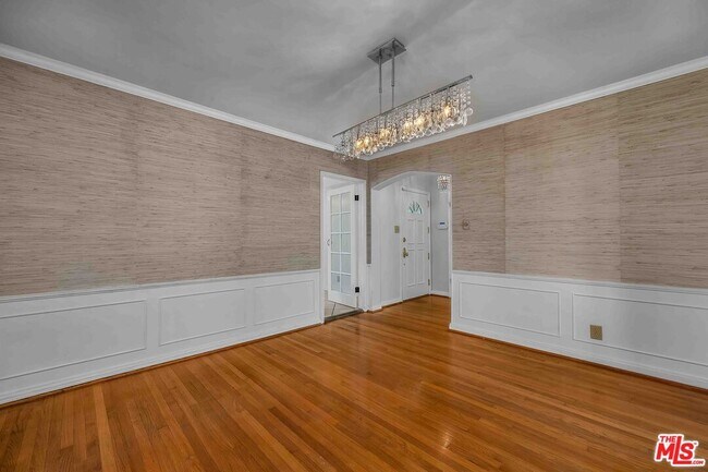 Foto del edificio - 3439 W 84th Pl