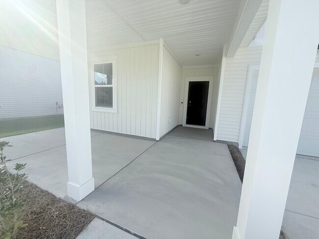Building Photo - 1022 Laconic Dr