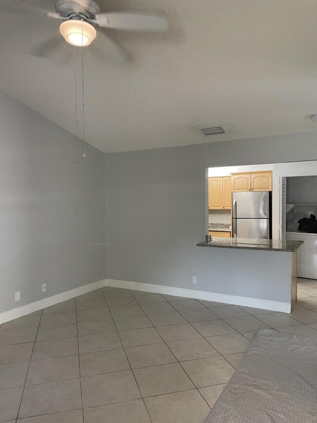 Foto del edificio - 9037 SE Hobe Ridge Ave