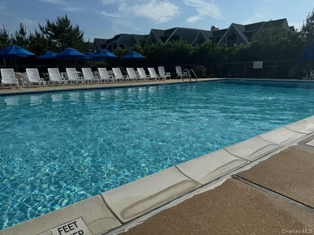 Foto del edificio - 23 Ft Pond Rd