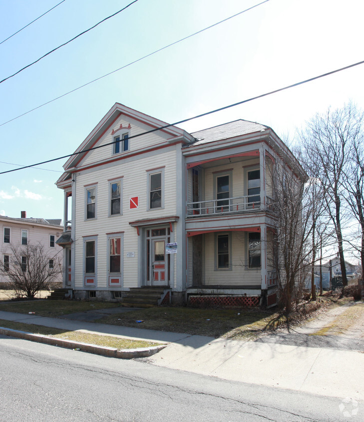 Building Photo - 70-72 Quincy St