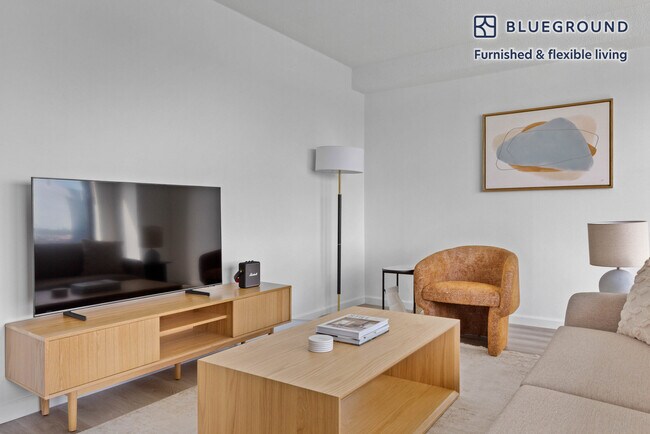 Foto del edificio - 20 Waterside Plaza