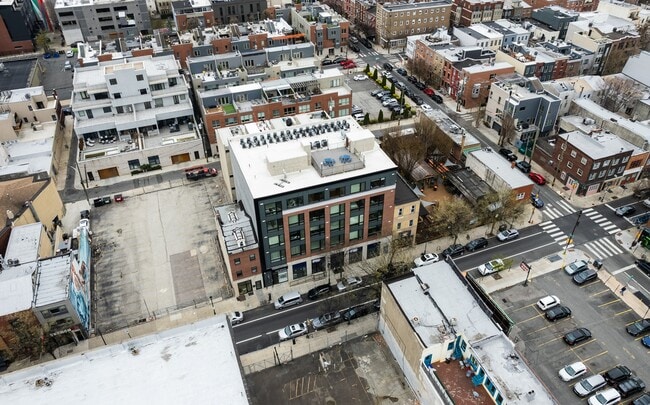 Building Photo - 1430 South Street