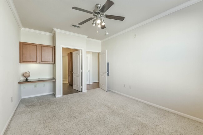 Building Photo - 1711 Old Spanish Trl