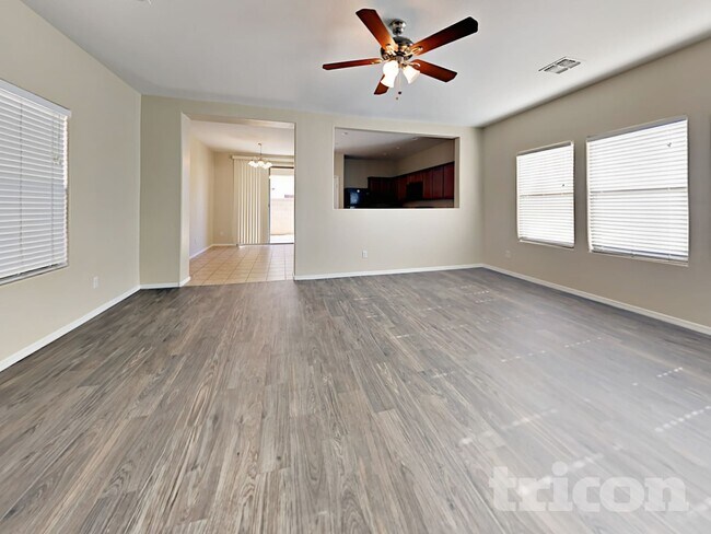 Building Photo - 8505 N 64th Ln