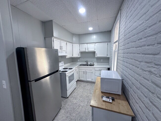 Foto del edificio - 519 S Main St