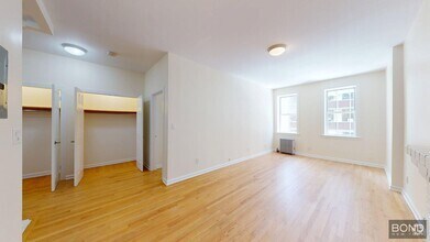 Building Photo - 52 W 56th St