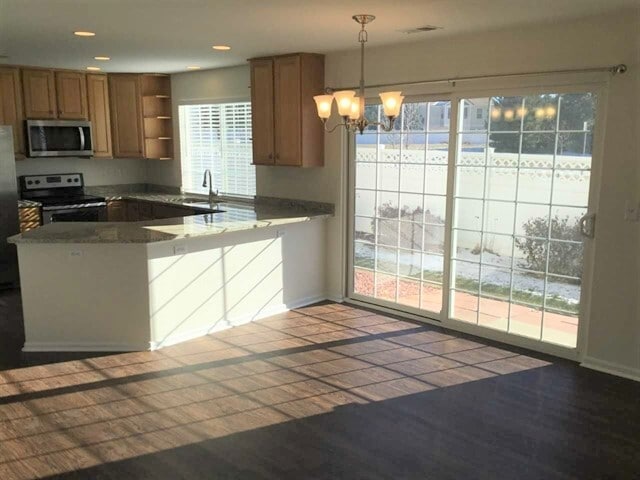 Building Photo - 5532 N Jebel St
