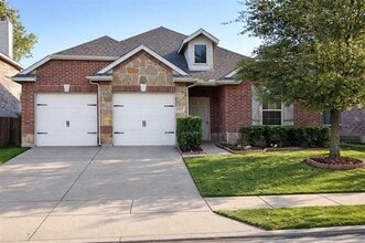 Building Photo - 5837 Fantail Dr