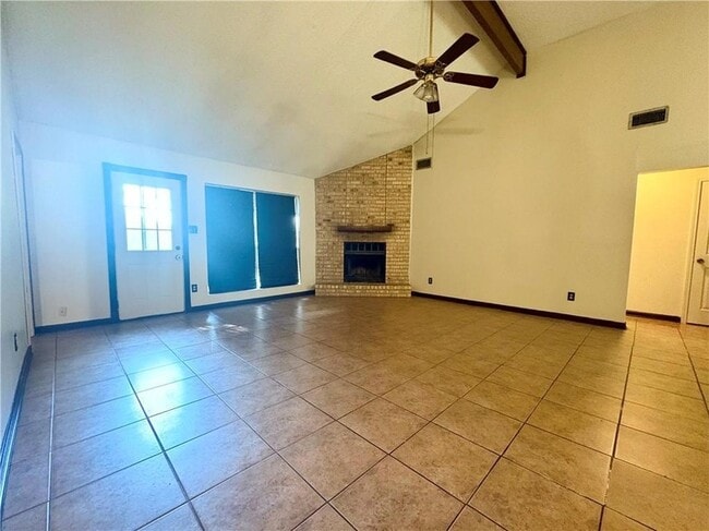 Foto del edificio - 1704 Admiral Nelson Dr