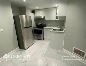 Building Photo - 401 Acumen Ct