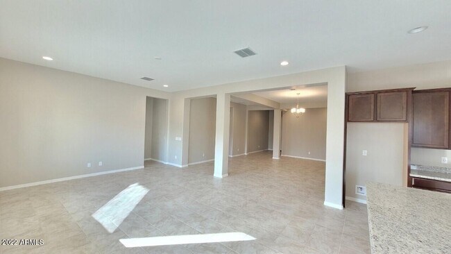 Building Photo - 8507 W Palo Verde Dr