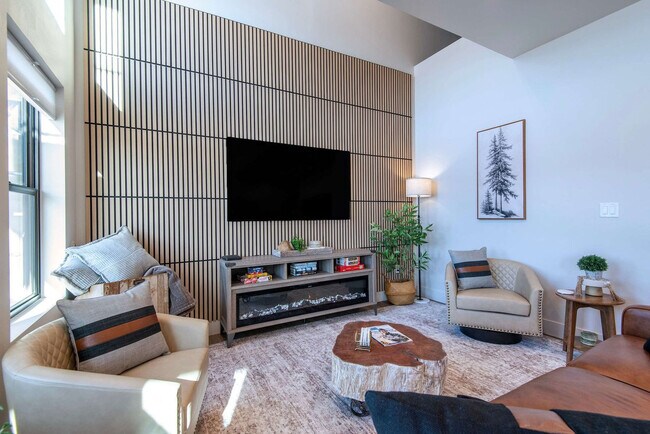 Foto del edificio - 690 Stone Peak Lp