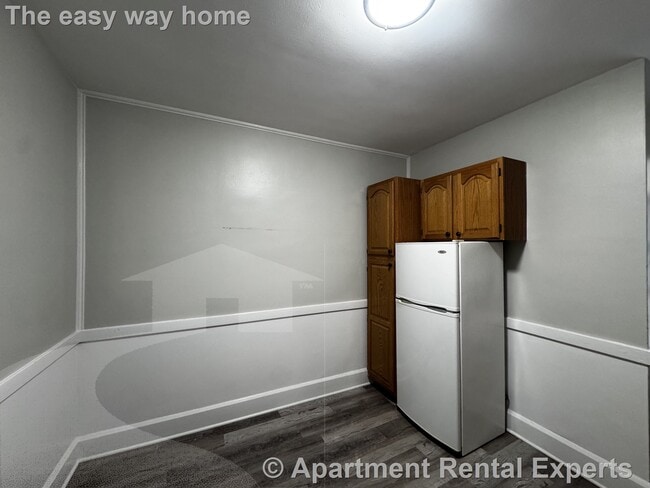 Building Photo - 156-158 Summer St Unit #107