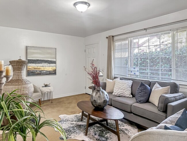 Foto del edificio - 1727 Oregon St