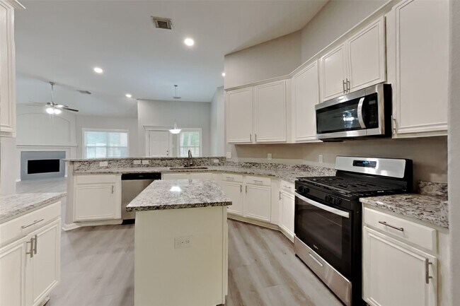 Foto del edificio - 12307 Grand Portage Ln