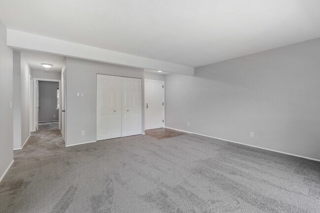 Building Photo - 238 Crocker Dr