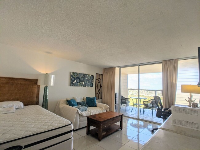 Foto del edificio - Fully Furnished  Island Colony Studio with...