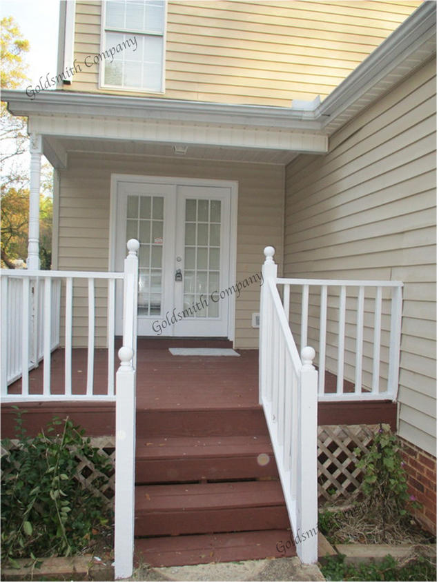 Primary Photo - 11 Townes Creek Ct