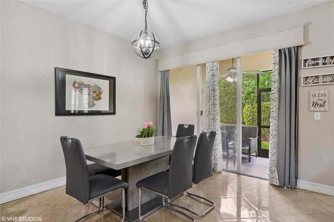 Foto del edificio - 5788 NW 119th Terrace