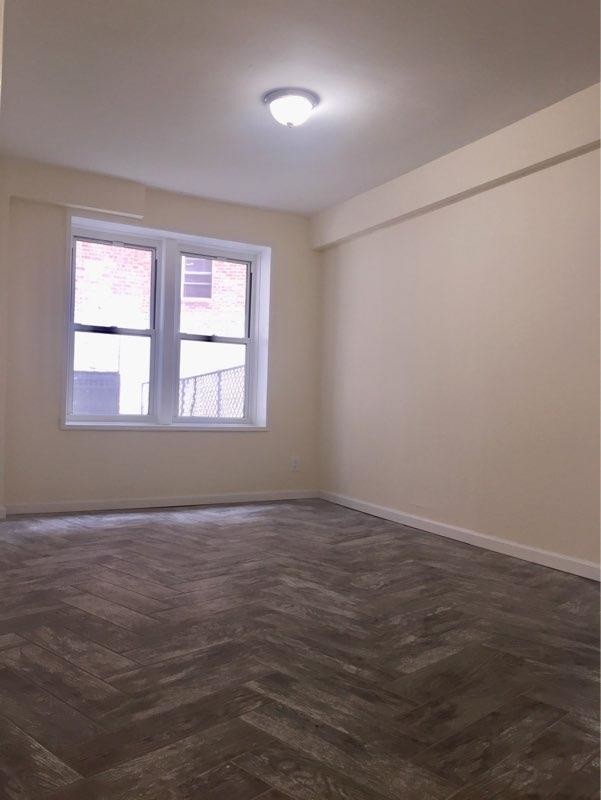 Building Photo - 4011 Kings Highway