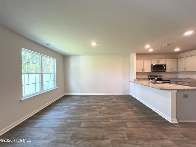 Building Photo - 3206 Alibird Ln