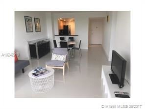 Foto del edificio - 2821 NE 163rd St