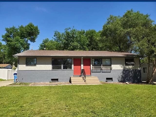 Primary Photo - 816 S Jessica Ave
