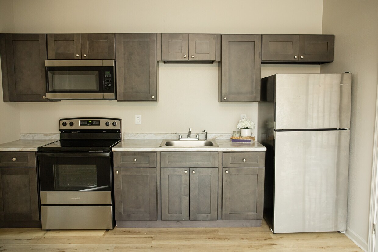 Foto del edificio - 608 Hillcrest Pkwy