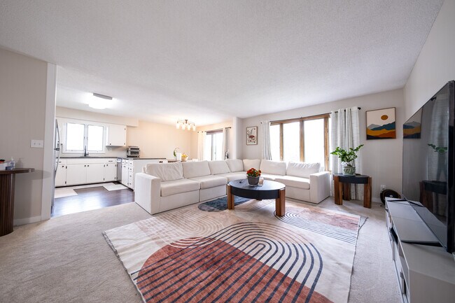 Foto del edificio - 16503 Franklin Trail SE