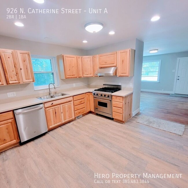 Building Photo - Amazing Renovated Salt Lake Home!!