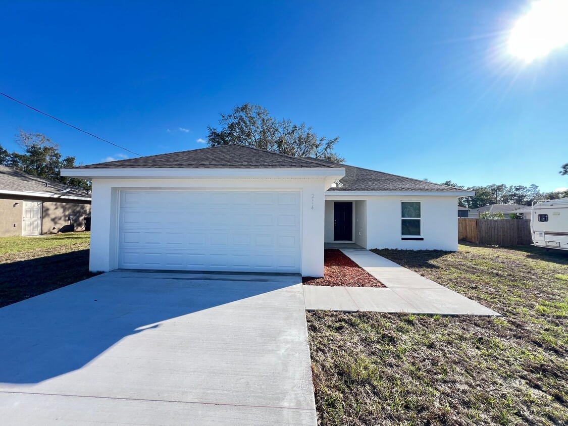 Primary Photo - Lovely BRAND NEW 3 Bedroom, 2 Bathroom Hom...