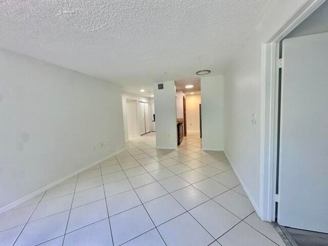 Foto del edificio - 2305 N Congress Ave